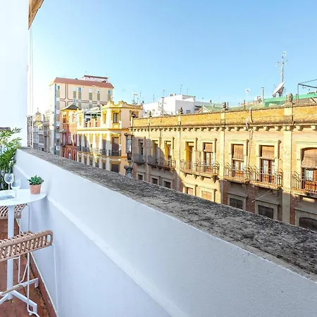 Genteel Plaza De Tendillas